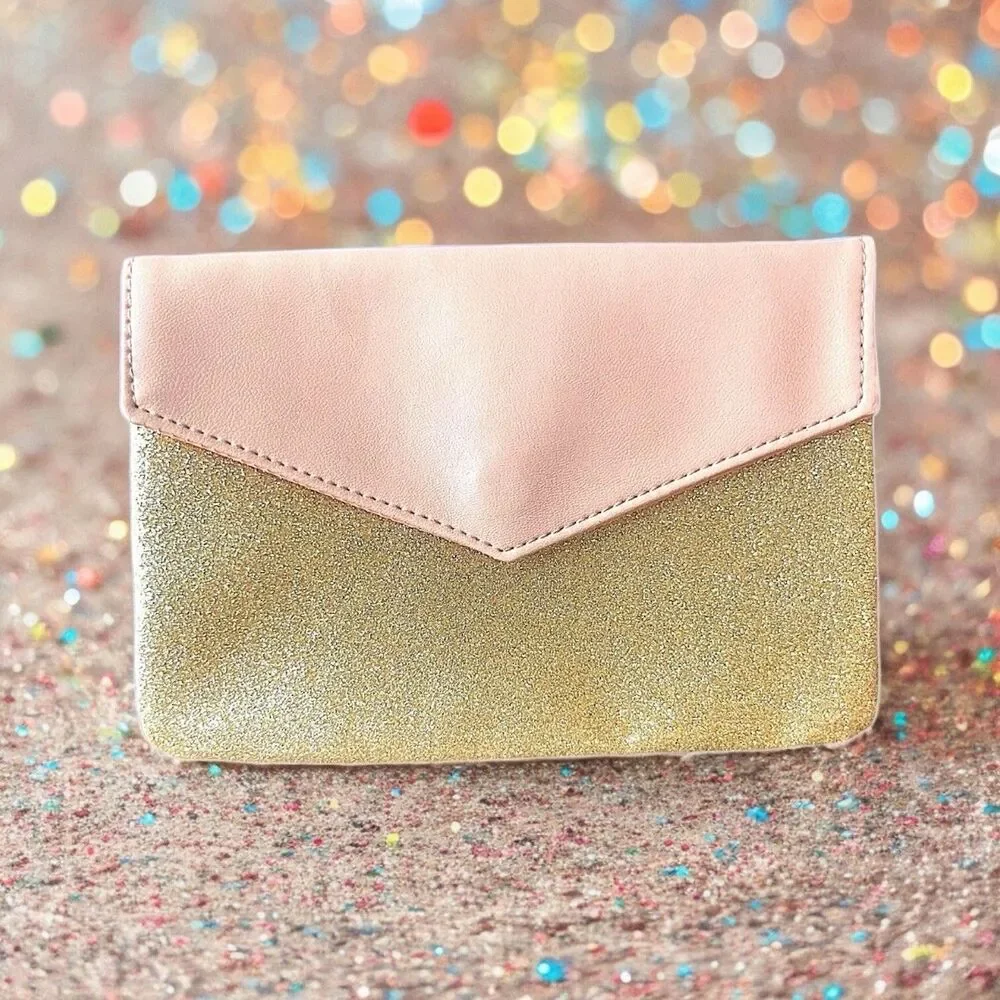 IPSY Limited Edition All That Glitters Glam Bag New Without Tags Bag Only 5”x7”